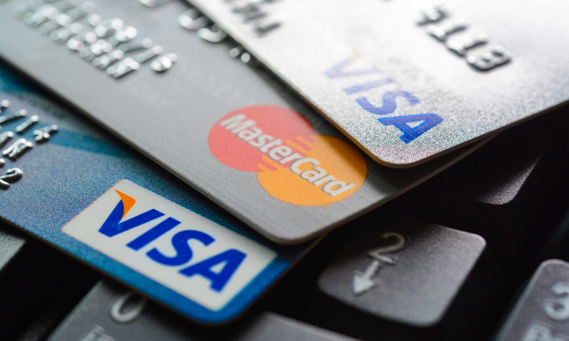 Instant Credit Cards: What are They and How Do They Work?